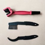 Brushing The Bicycle Chain Brushing The Motorcycle Chain Brushing The Toothbrush Plate Cleaning The Big Brush Three-sided Chain 