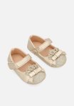 PoP Candy Bow D Cor Pumps - Gold