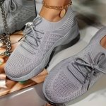 Women's Breathable Mesh Sneakers Casual Lace Up Outdoor Shoes Comfortable Low Top Running Shoes