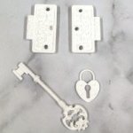 JP623 White Resin Key & Lock Combo White