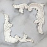 White Resin Corner Swirl White X2