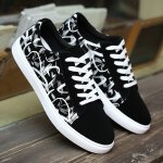 Men's Trendy Street Style Low Top Skateboard Shoes Comfy Non Slip Lace Up Casual Sneakers For Men's Outdoor Activities