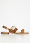 Madison Carter Slingback Sandal - Camel