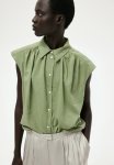 Linen-blend Sleeveless Shirt - Light Khaki Green