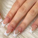 24PCS Press On Nails Medium Coffin Fake Nails White French Tip Ballerina Acrylic Nails With 3D Butterfly And Rhinestone Design G