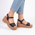 Madison Stacked Platform Sandals - Black - 9