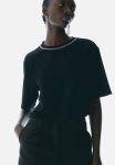 Short T-Shirt - Black Beads