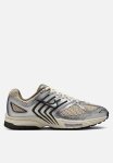 Nike Air Pegasus 2005
