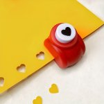 1PC MINI Cute Paper Embosser Heart-shaped Paper Punch Handmade Diy Portable Love Shape Paper Art Paper Manual Punch
