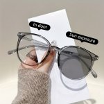 Fairmarry Chic Round Photochromic Fashion Glasses For Women - Vintage Style Anti-glare Lenses Perfect For Outdoor & Daily Wear