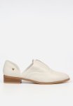 Kerene 4 Slip-on - Ivory