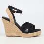 Hooked 7 - Black - Black / 6