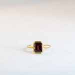 Emerald Large - Garnet - Medium