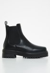 Missguided Square Toe Chelsea Boot - Black