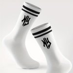 1 Pair Men's Athletic Crew Socks Comfortable Breathable Mid-calf Length With Double Stripe Pattern & Letter Design Sports Socks