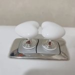 1PC Heart-shaped Extended Toilet Flush Button For Long Nails - Self-adhesive No Drilling Required Decorative Art Style