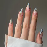 24 Pcs Blue French Press On Nails Medium Fake Nails Stripe Almond Acrylic False Nails With Golden Line Design Artificial Nails F
