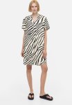 V-neck Tunic - Light Beige Zebra Print