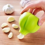 Silicone Garlic Peeler Tube Roll - 1PC Easy Quick Peel Garlic Remover Odorless Innovative Design Kitchen Tool Essential For Dorm