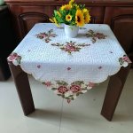 Chic Floral Embroidered Tablecloth - Modern Minimalist Design Polyester Square Shape For Family Gatherings & Dining Decor