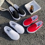 Casual Comfortable Solid Color Slip On Canvas Shoes For Boys Lightweight Non-slip Sneakers For All Seasons
