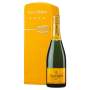 Veuve Clicquot Yl Smeg Gift Pack 750ML - 1