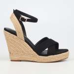 Hooked 7 - Black - Black 5