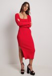 Scoop Neck Midi Slit Dress - Red