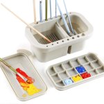 1PC Rectangular Brush Tub With Integrated Palette In Lid Art Supply 16 Hole Multi-function Paint Brush Washer Cleaner And Holder