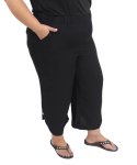 Ladies Button Detail Capri - 60 Black