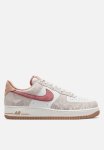 Nike Air Force 1 '07 LV8