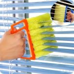 Easy-grip Microfiber Window & Blind Cleaner - Portable No Batteries Required Washable Brush For Effortless Home Cleaning