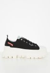 PALLADIUM Revolt Lo Tx - Black & Marshmallow