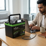 560WH Multifunctional Portable Solar Generator