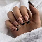 24PCS Long Ballerina Square Shape Press On Nails Black Fake Nail With Heart Design Decor Glossy Full Cover Nails For Women