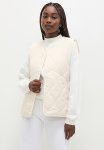 Libby Light Padded Vest - Eggnog