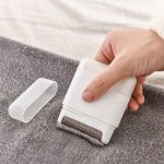 Compact & Portable Lint Remover - Effortlessly Remove Fuzz Hair Balls From Clothes Blankets & Upholstery Durable Easy-to-use Fab