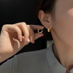 Tiny Glossy Chunky Hoop Earrings Alloy Jewelry Elegant Leisure Style Suitable For Women Daily Casual