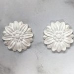 JP729 White Resin Sunflower 2'S