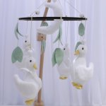 Cot Mobile Duck Duck Quack Quack Goose