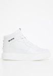 Hoop Sneaker - White