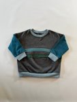 18-24 Rainbow Sweater Charcoal Emerald Sleeves