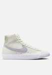 Nike Blazer Mid '77