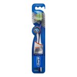 Oral-B Pro-expert Crossaction Antibacterial Toothbrush Medium