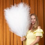 16-PACK White Fluffy Artificial Pampas Grass - Faux Silk Pampas For Home Decor Tabletop Decoration Hotel Lobby Office Desk - Man