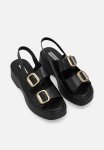 Madison Jacquine Flatform Sandal - Black