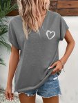 Plus Size Heart Print T-Shirt Casual V Neck Short Sleeve Top For Spring & Summer Women's Plus Size Clothing