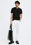 Slim Fit V-neck T-Shirt - Black