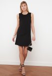 Basic Sleeveless Dress - Black
