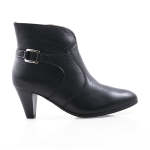 12486 Black - Black 9 Leather